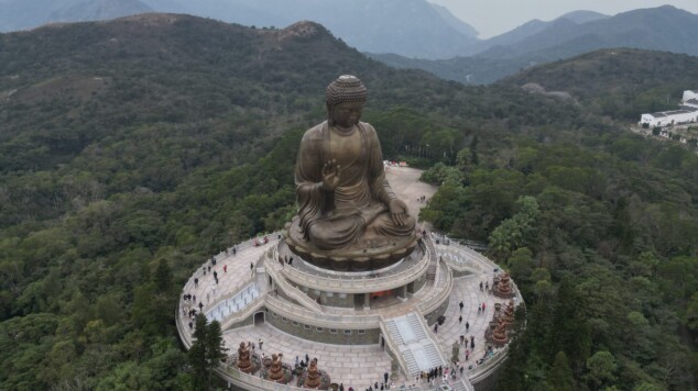 Tian Tan Buddha